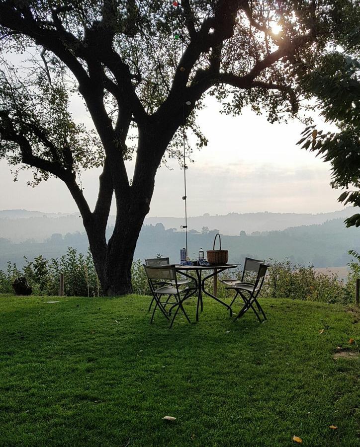 Agriturismo Bottega Di Rosanna Castagnole delle Lanze Eksteriør bilde